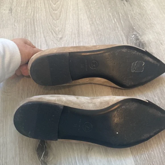 CHANEL Tan and Black Women's Shoes - Picture 6 of 16